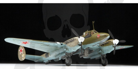 1:72 Soviet Dive Bomber Petlyakov Pe-2 Polskie i radzieckie kalkomanie