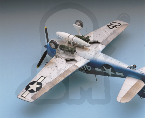Academy 12481 F6F-5 Hellcat 1:72