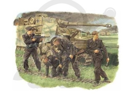 1:35 Survivors Panzer Crew (Kursk 1943)