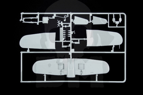 1:72 F4U-7 Corsair
