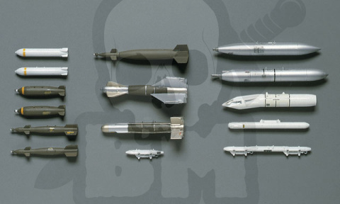 Hasegawa X72-02 U.S. Aircraft weapons II 1:72