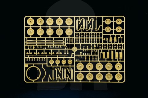 1:35 Crusader Mk. III with British Crew El Alamein