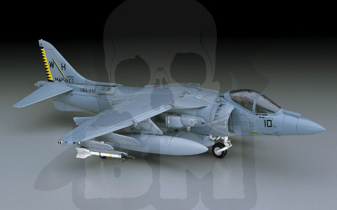 Hasegawa D24 AV-8B Plus Harrier II 1:72