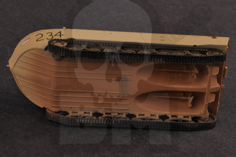 Hobby Boss 82918 German Land-Wasser-Schlepper (LWS) amphibious tractor Early production 1:72