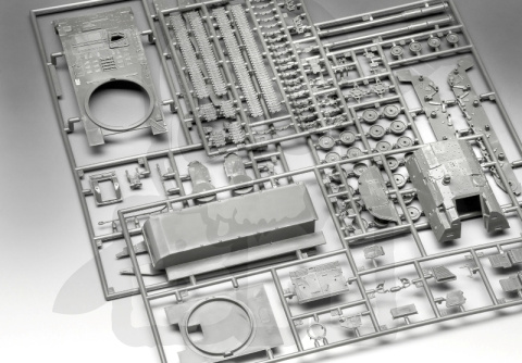 Revell 03347 Panzerhaubitze 2000 1:72