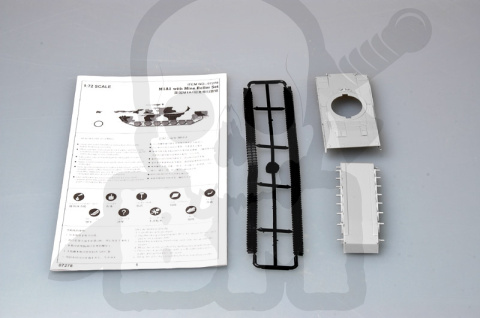 Trumpeter 07278 M1A1 Abrams w. Mine Roller Set 1:72