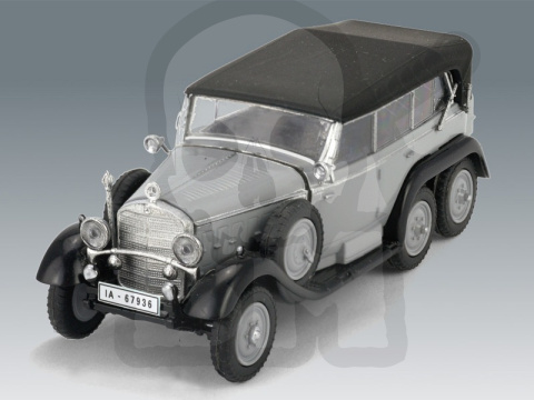 Mercedes G4 (1935 production) Soft Top WWII German Staff Car, snap fit/no glue 1:72
