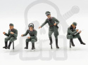 German Command Vehicle Crew (1939-1942) 4 figures 1:35