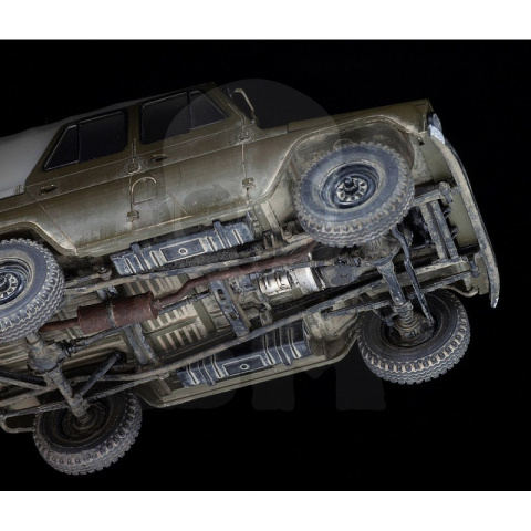 1:35 UAZ-469 Soviet 4WD Vehicle