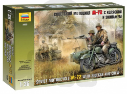 1:35 Soviet Motorcycle M-72 with sidecar and Crew