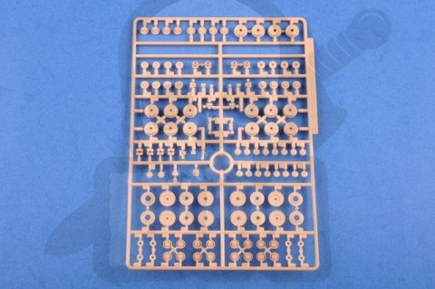 Hobby Boss 80135 Sturmpanzer IV early (mid prod) w/interior 1:35