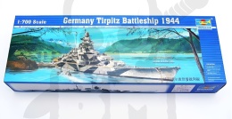 Trumpeter 05712 Germany Battleship Tirpitz 1944 1:700