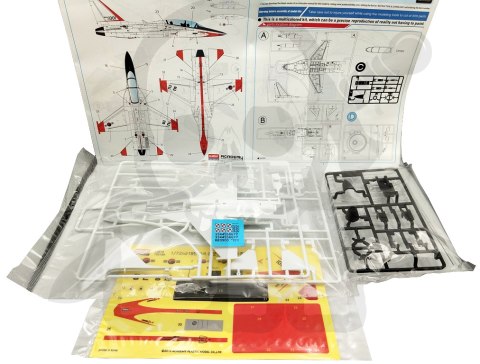 Academy 12519 POLSKI T-50 FA-50 Golden Eagle Advanced Trainer 1:72