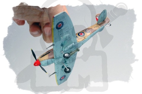 Hobby Boss 80214 Spitfire MK Vb/Trop 1:72