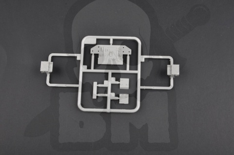 Trumpeter 07102 Warrior MCV Up-Armored 1:72