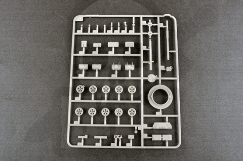 Trumpeter 07147 Russian T-62 Main Battle Tank Mod.1972 1:72