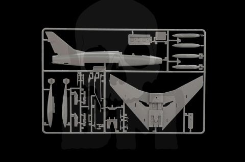 1:72 1398 F-100F Super Sabre
