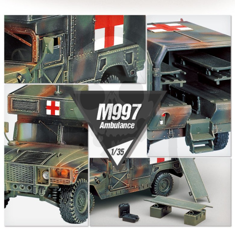 Academy 13243 M997 Humvee Maxi Ambulance 1:35