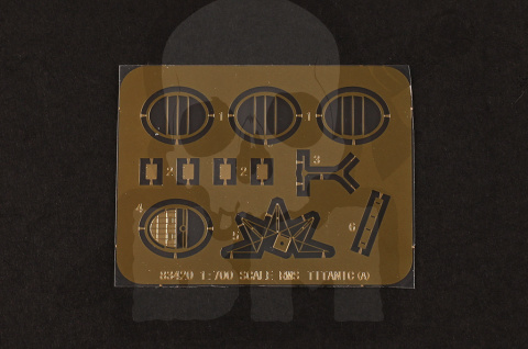 Hobby Boss 83420 RMS Titanic 1:700