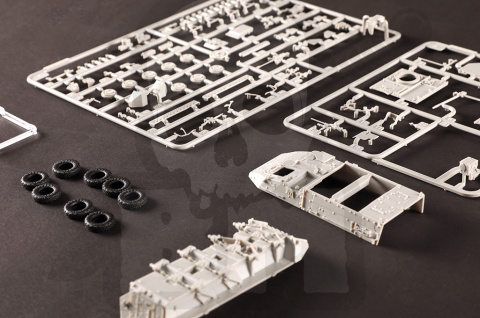 Trumpeter 07422 M1127 Stryker Reconnaissance Vehicle 1:72