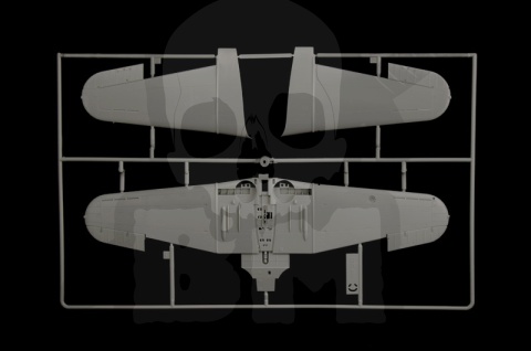 1:48 SBD-3 Dauntless - model samolotu