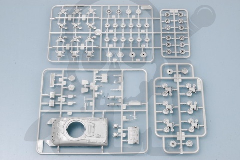 Trumpeter 07222 Model czołgu M4A1 Sherman 76mm(W)Tank 1:72