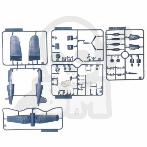 Forces of Valor 873011A U.S. F4U-1D Corsair Okinawa 1945