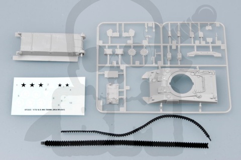 Trumpeter 07223 M4A MID Tank Sherman 1:72