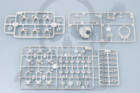 Trumpeter 07223 M4A MID Tank Sherman 1:72