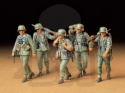 1:35 Tamiya 35184 German Machine Gun Crew On Maneuver - 5 żołnierzy