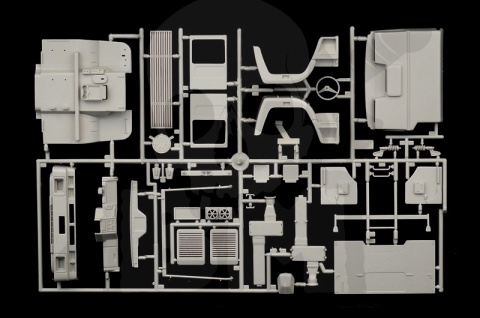 1:24 Model ciężarówki Iveco Turbostar Reefer Truck