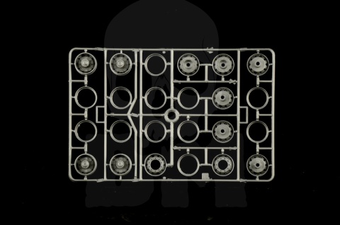 1:24 Mercedes-Benz Wrecker Truck - model samochodu holowniczego