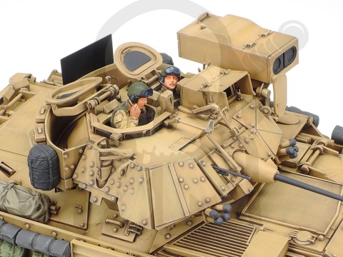 Tamiya 35264 M2A2 ODS Infantry Fighting Vehicle 1:35 model transportera gąsienicowego