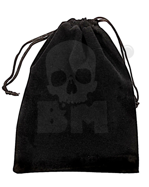 Aksamitna sakiewka na kości 13x18 cm czarna