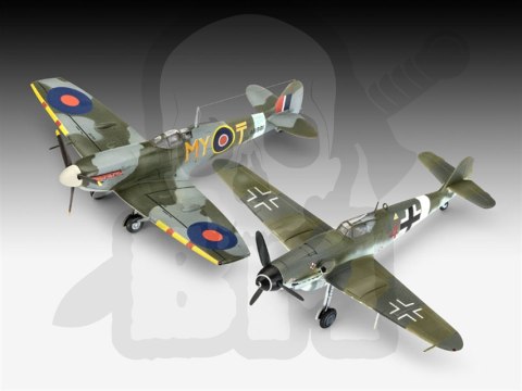 Revell 03710 Combat Set Bf109G-10 + Spitfire Mk.V 1:72