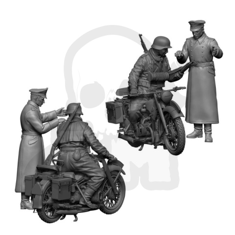 1:35 German R-12 heavy motocycle with rider and officer R12